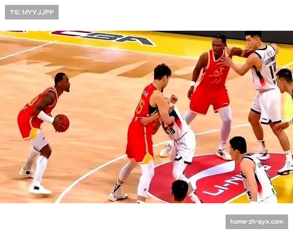 王博中场防守强度骤变 高位紧逼制造北控单节7失误